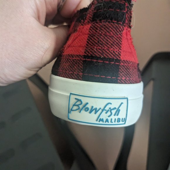 Blowfish Buffalo Check/Plaid Red and Black size 8.5 - Picture 4 of 8